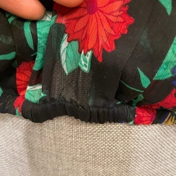 New - Banana Republic chiffon tank - Picture 4 of 5